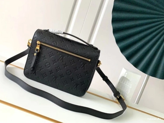 Vuitton Louis Pochette Metis 0416